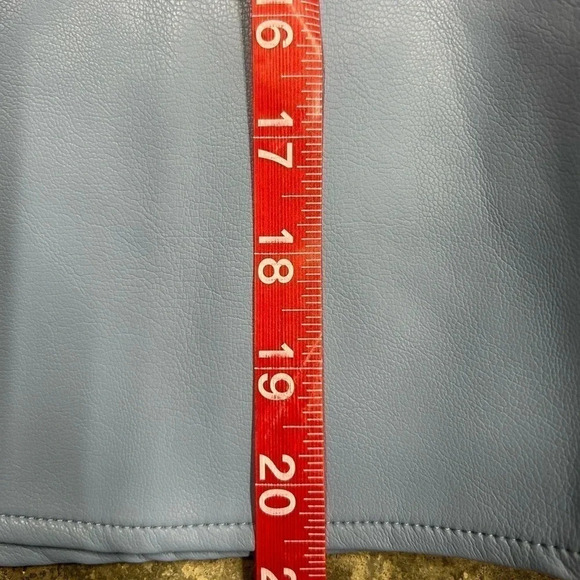 NWT THML Blue‎ Faux Leather Flutter Sleeve Top Womens XS Round Neckline - Picture 5 of 6